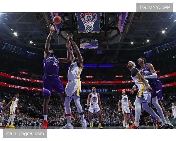 斯普利特进攻篮板优势：开拓者作为最好进攻篮板球队之一战斗